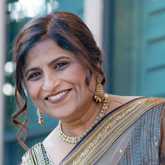 Meet your Posher - Picture 2 of 2